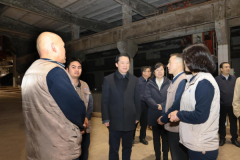 丁雄军调研茅台酒2024年度一轮次生产